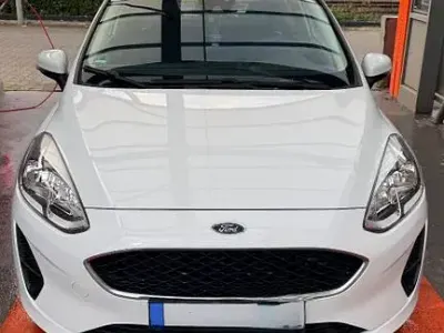 Gebraucht Ford Fiesta Trend 71 PS (52 kW) 2019 Weiß Kleinwagen