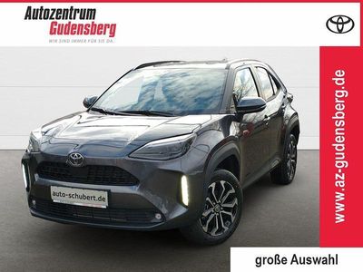 Neu Toyota Yaris Cross 131 PS (96 kW) 2025 Grau SUV