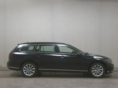 Gebraucht VW Passat GTE 218 PS (160 kW) 2023 Schwarz Kombi