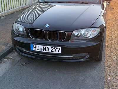 Second-hand BMW 118 143 CP (105 kW) 2007 Negru Hatchback