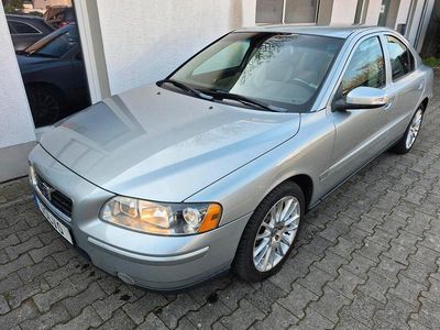 Gebraucht Volvo S60 140 PS (102 kW) 2008 Silber Limousine