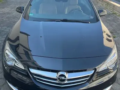 Gebraucht Opel Cascada Innovation 170 PS (125 kW) 2014 Schwarz Cabrio