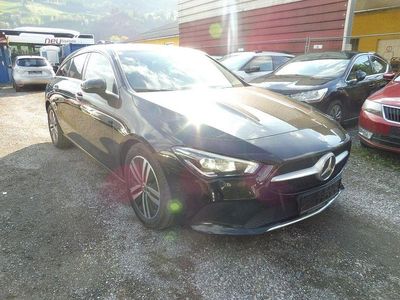 Usata Mercedes CLA200 150 CV (110 kW) 2021 Nero Berlina