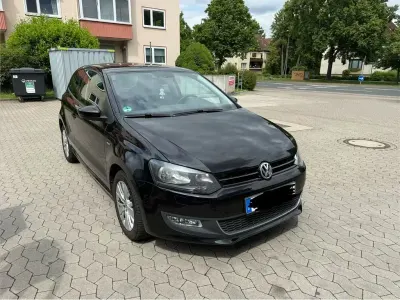 Gebraucht VW Polo Life 69 PS (50 kW) 2013 Schwarz Kleinwagen