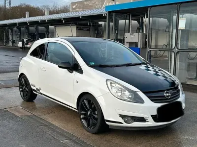 Używany Opel Corsa 101 KM (74 kW) 2010 Biały Hatchback