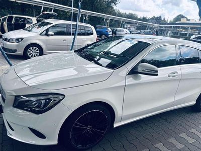 Mercedes CLA220 Shooting Brake