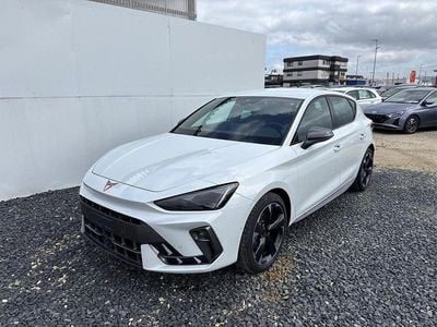 Neu Cupra Leon 150 PS (110 kW) 2026 Eis weiss 2y2y Limousine