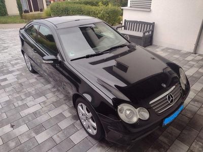 Mercedes C230