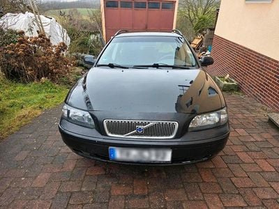Schwarz Gebraucht 2002 Volvo V70 Kombi | 1.299 € (Fairer Preis)
