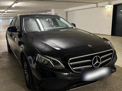 Gebraucht Mercedes E200 184 PS (135 kW) 2019 Schwarz Limousine