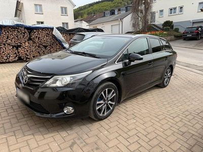 Second-hand Toyota Avensis T2 150 CP (110 kW) 2013 Negru Break