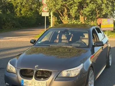 Gebraucht BMW 530 M Sport 235 PS (172 kW) 2007 Grau Limousine