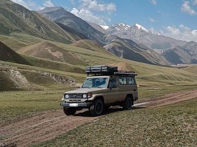 Gebraucht Toyota Land Cruiser 136 PS (100 kW) 2001 Beige SUV