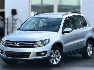 Gebraucht VW Tiguan Trendline 122 PS (89 kW) 2012 Silber SUV