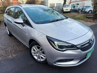 Gebraucht Opel Astra Edition 110 PS (80 kW) 2018 Silber Kombi