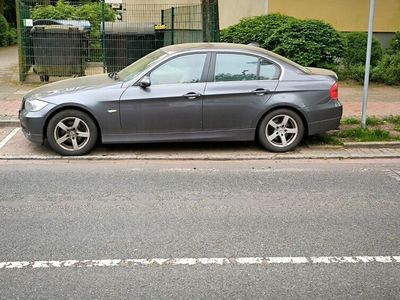 gebraucht BMW 325 i - Automatik 8 fach bereift Vollleder