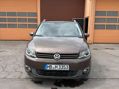 Gebraucht VW Touran 140 PS (102 kW) 2012 Braun Van / Kleinbus
