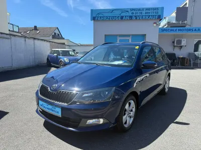 Gebraucht Skoda Fabia Ambition 90 PS (66 kW) 2015 Blau Kombi