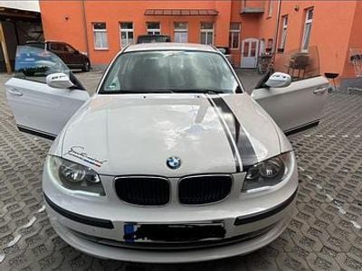 Gebraucht BMW 118 144 PS (105 kW) 2010 Weiß Kleinwagen