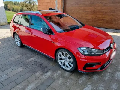 Gebraucht VW Golf VII R 300 PS (220 kW) 2019 Rot Kombi