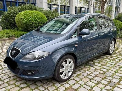 Second-hand Seat Altea XL 125 CP (91 kW) 2009 Gri Monovolum