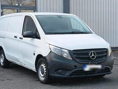 Gebraucht Mercedes Vito 88 PS (64 kW) 2016 Weiß Van