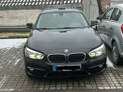 Gebraucht BMW 118 136 PS (100 kW) 2018 Schwarz Kleinwagen