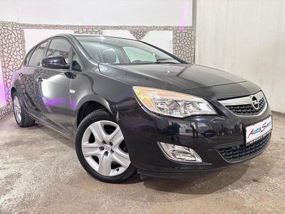 Gebraucht Opel Astra Edition 87 PS (63 kW) 2011 Schwarz Limousine