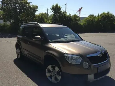 Gebraucht Skoda Yeti GreenLine 105 PS (77 kW) 2012 Braun SUV