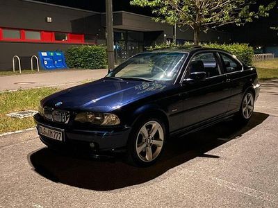BMW 323