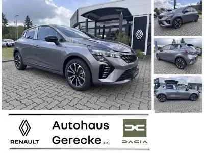 Neu Renault Clio Techno 91 PS (66 kW) 2025 Grau Kleinwagen