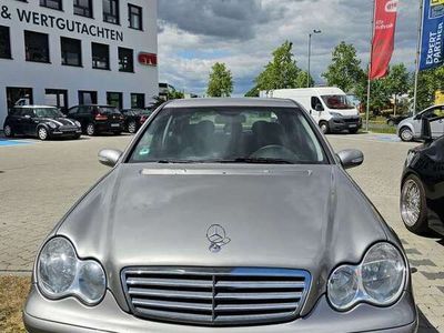 Mercedes C180
