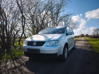 Gebraucht VW Touran 105 PS (77 kW) 2006 Silber Van / Kleinbus