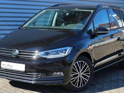Gebraucht VW Touran Comfortline 150 PS (110 kW) 2024 Schwarz Van / Kleinbus