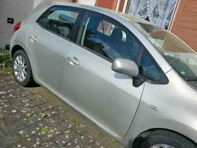 Gebraucht Toyota Auris 126 PS (92 kW) 2007 Grau Kleinwagen