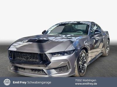 Neu Ford Mustang GT Fastback 446 PS (328 kW) 2026 Grau Coupé