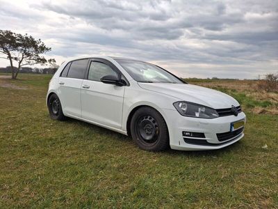 VW Golf VII