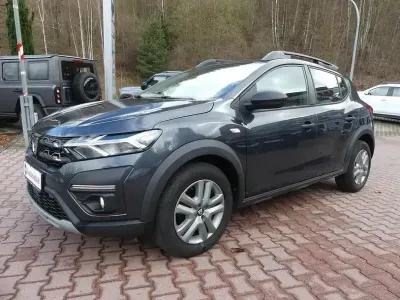 Gebraucht Dacia Sandero Stepway 91 PS (66 kW) 2021 Grau Limousine