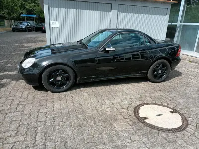 Gebraucht Mercedes SLK200 197 PS (144 kW) 2001 Schwarz Cabrio
