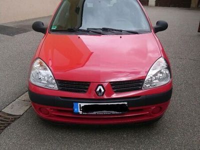 gebraucht Renault Clio rot TÜV bis 01/2025