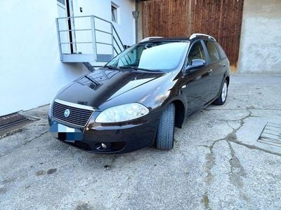 Gebraucht Fiat Croma Emotion 147 PS (108 kW) 2006 Grau Kombi