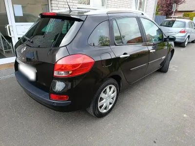 Gebraucht Renault Clio GrandTour 101 PS (74 kW) 2009 Schwarz Kombi
