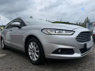 Gebraucht Ford Mondeo 150 PS (110 kW) 2015 Silber Kombi