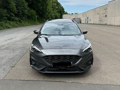 Second-hand Ford Focus ST-Line 150 CP (110 kW) 2020 Gri Break