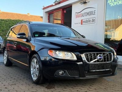 Schwarz Gebraucht 2010 Volvo V70 Summum Kombi | 6.999 € (Superpreis)