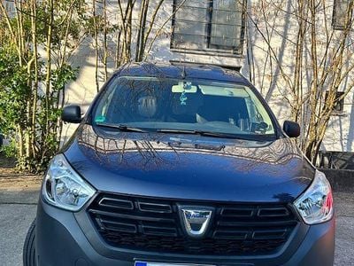 Gebraucht Dacia Dokker 131 PS (96 kW) 2021 Blau Van / Kleinbus