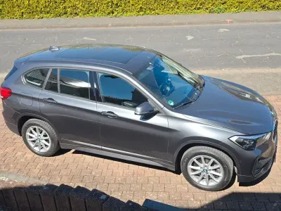 Second-hand BMW X1 Advantage 178 CP (130 kW) 2021 Gri SUV