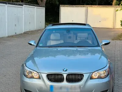 Gebraucht BMW M5 507 PS (372 kW) 2005 Silber Limousine