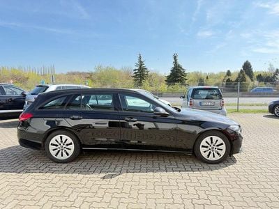 Gebraucht Mercedes C220 200 PS (147 kW) 2022 Schwarz Kombi
