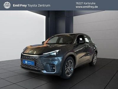 Obsidiangrau metallic Gebraucht 2025 Lexus LBX SUV | 37.340 €